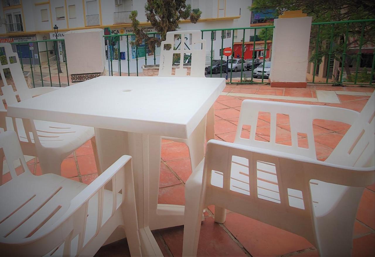 Apartamentos La Libertad Estepona Exteriör bild